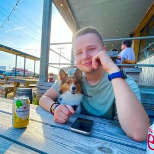 Meet your Posher, Wes